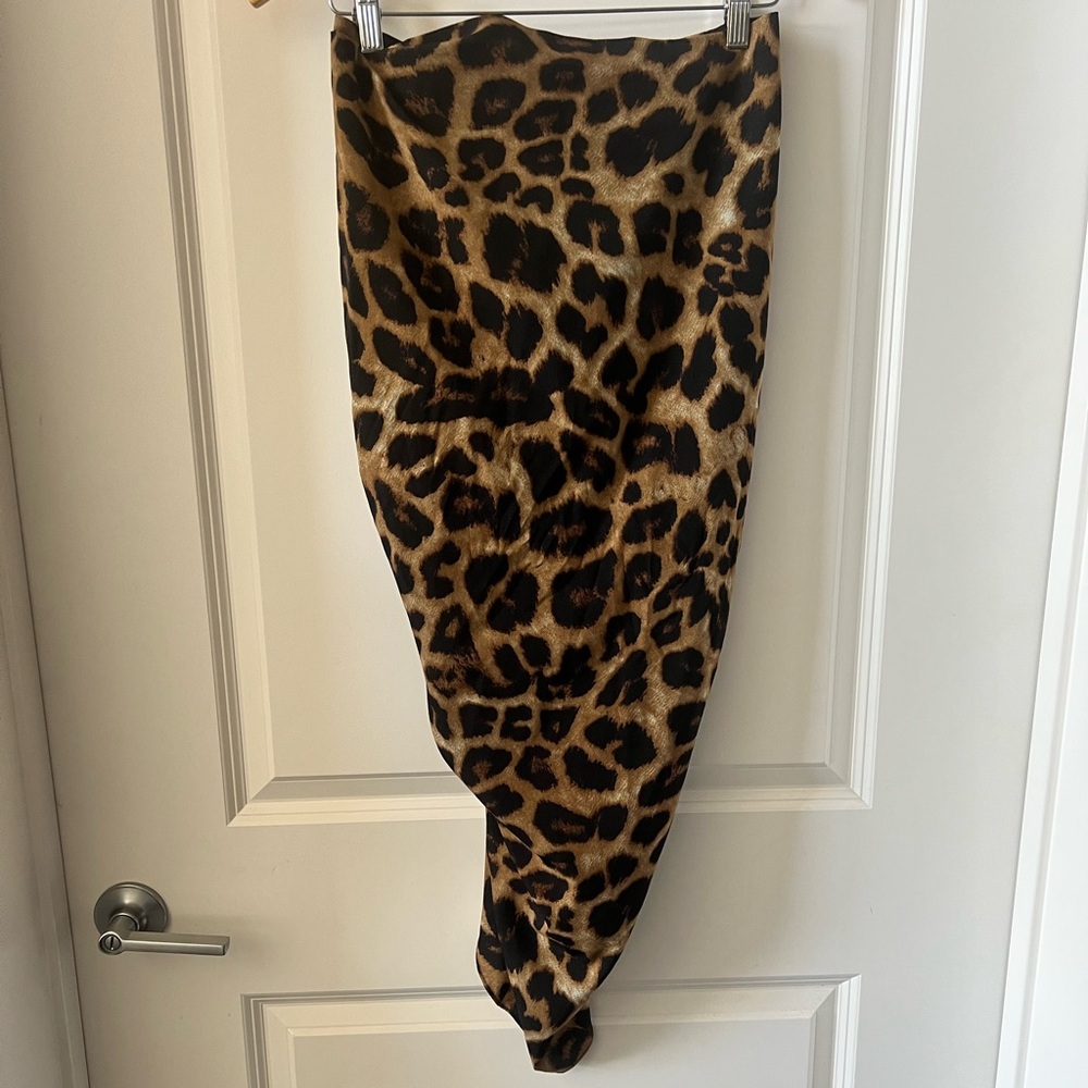 Leopard Print Ruched Skirt - Picture 5 of 6
